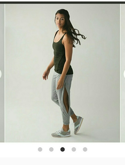 Lululemon Amala Tank size 6 - Picture 8 of 8